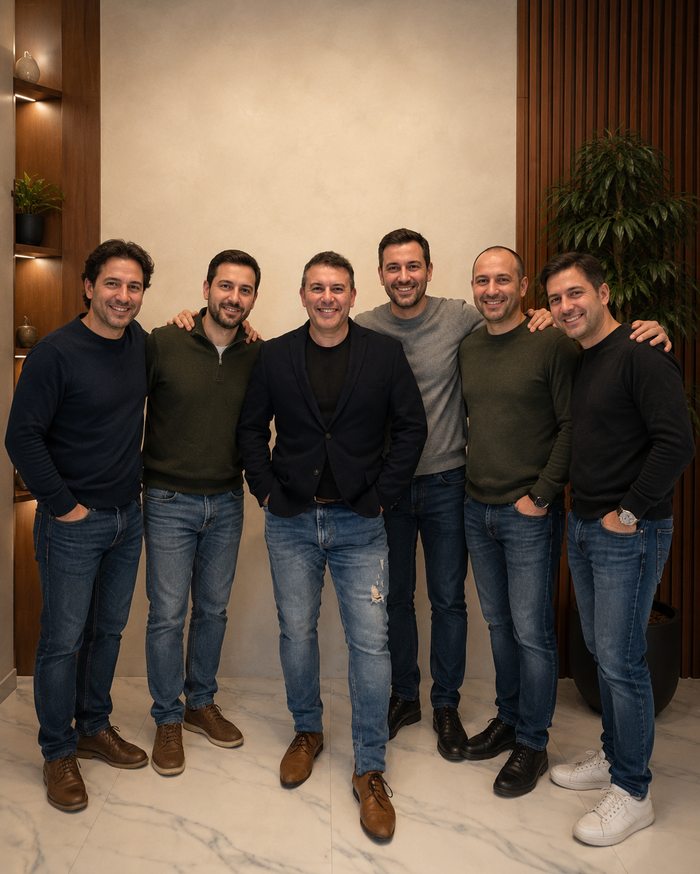 Comunidad de empresarios acompañados por Gastón Aldave